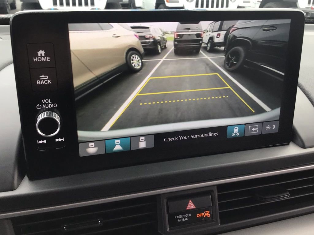 Used 2025 Honda Pilot EX-L image 33
