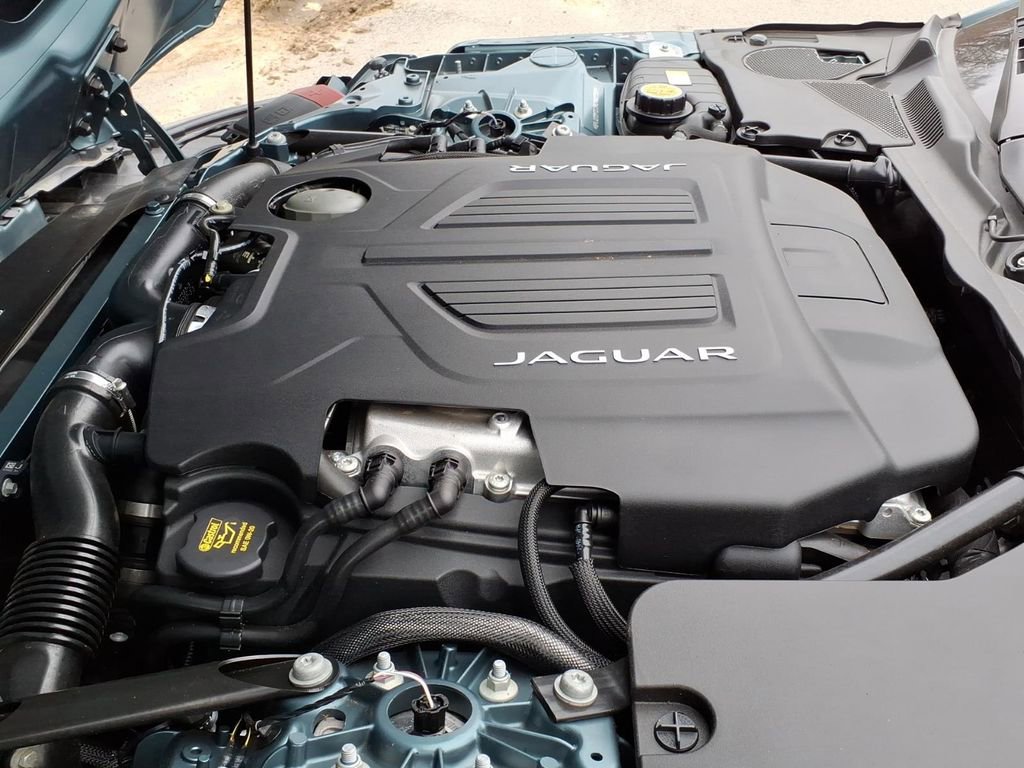 Used 2024 Jaguar F-TYPE R AWD/4WD image 14