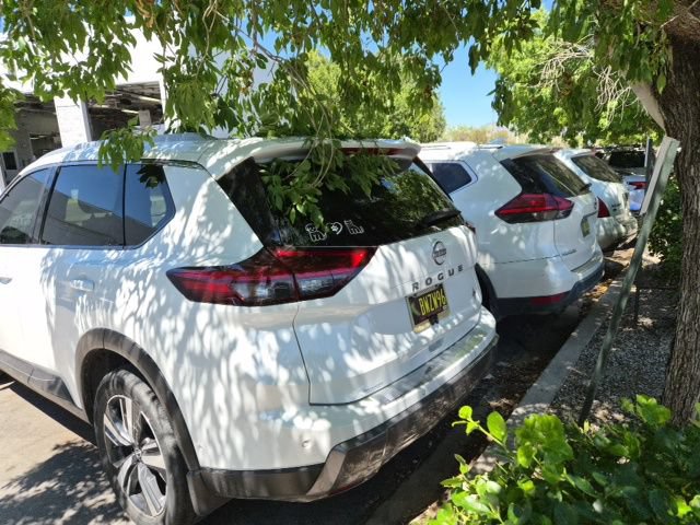 Certified 2024 Nissan Rogue SL w/ SL Premium Package AWD/4WD image 18