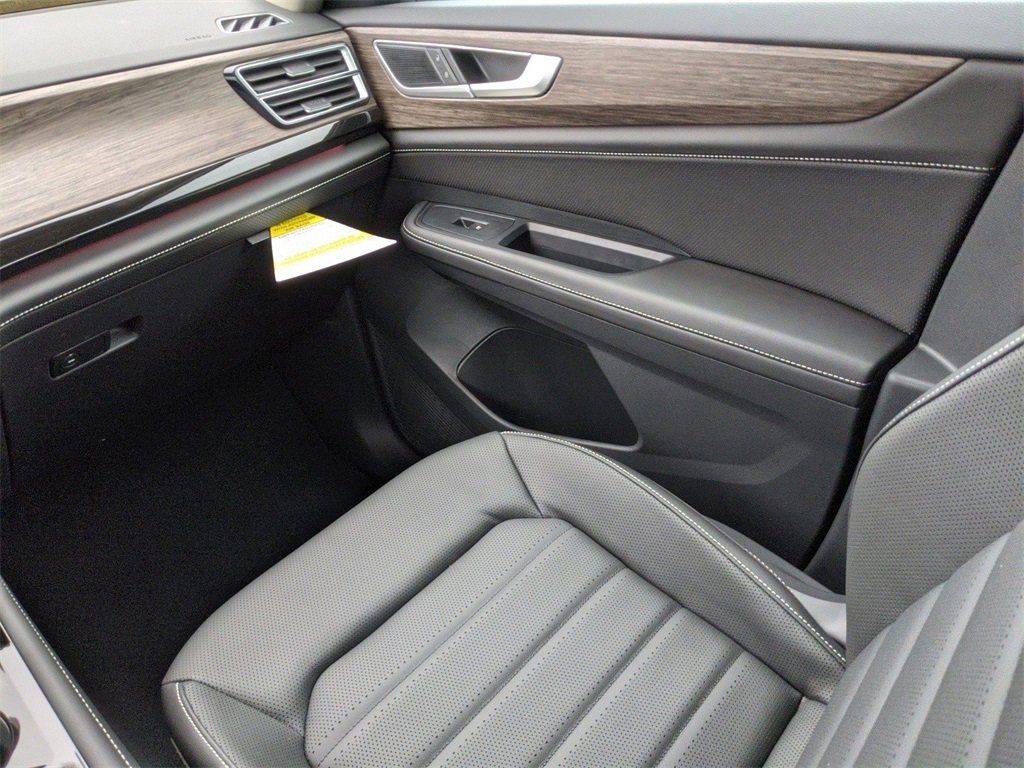 New 2025 Volkswagen Atlas SEL image 25