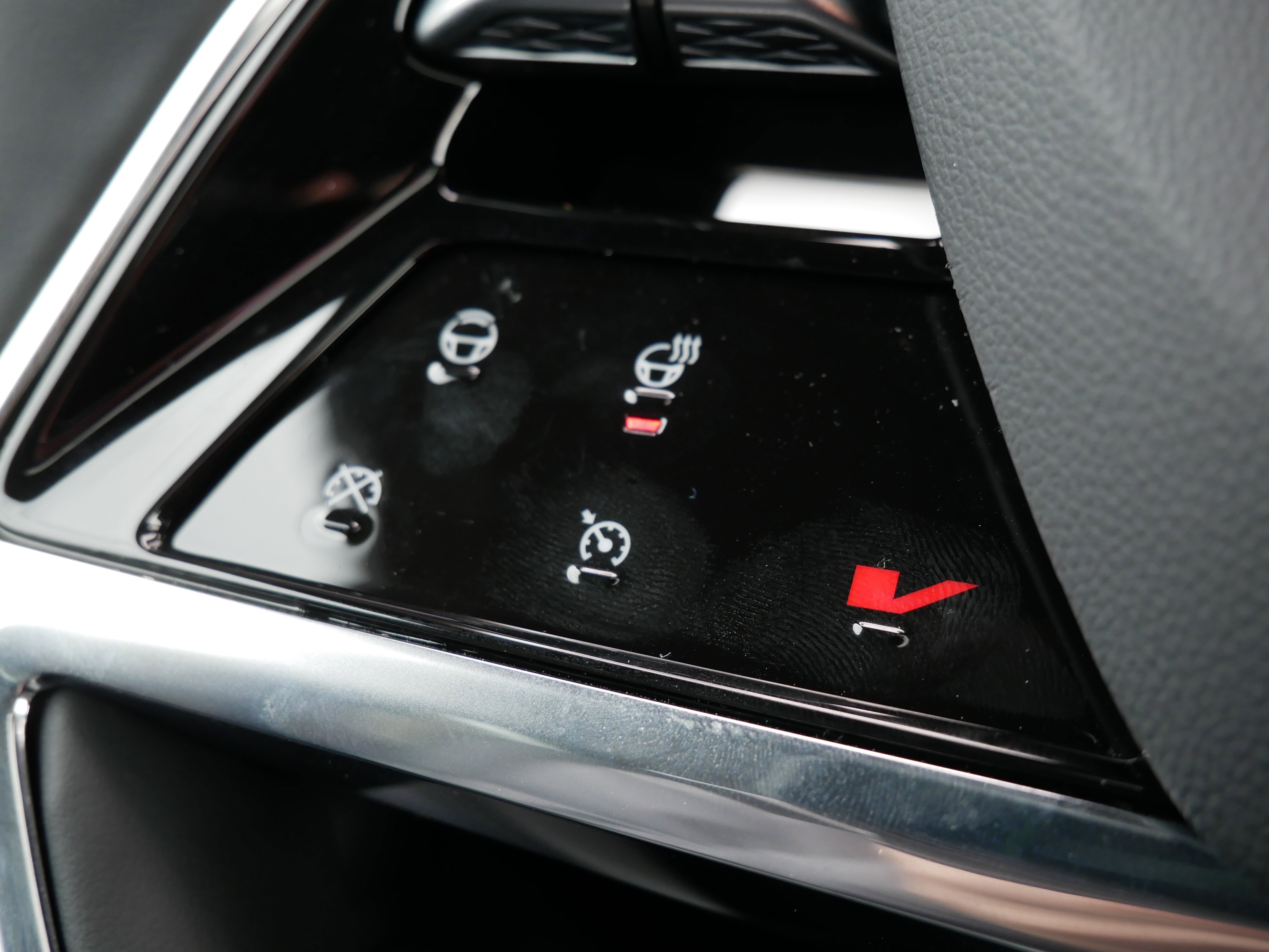 New 2026 Cadillac Vistiq Sport w/ LPO, Floor Liner Package image 24