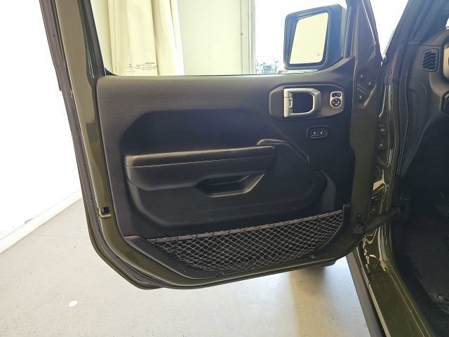 Used 2021 Jeep Wrangler Unlimited Sport AWD/4WD image 11