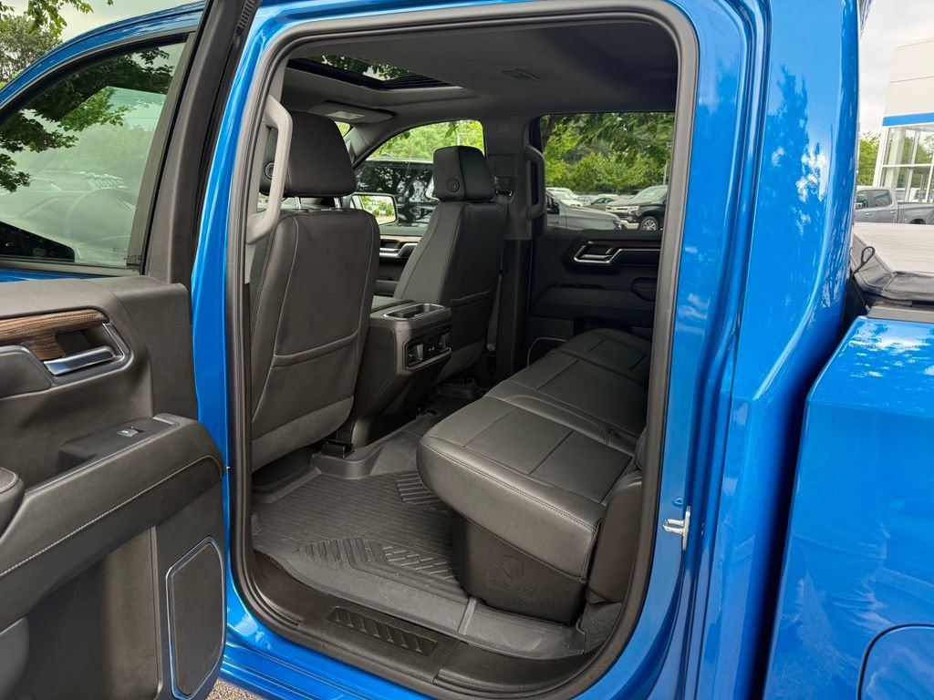 Used 2023 Chevrolet Silverado 1500 RST w/ RST All Star Premium Package AWD/4WD image 11