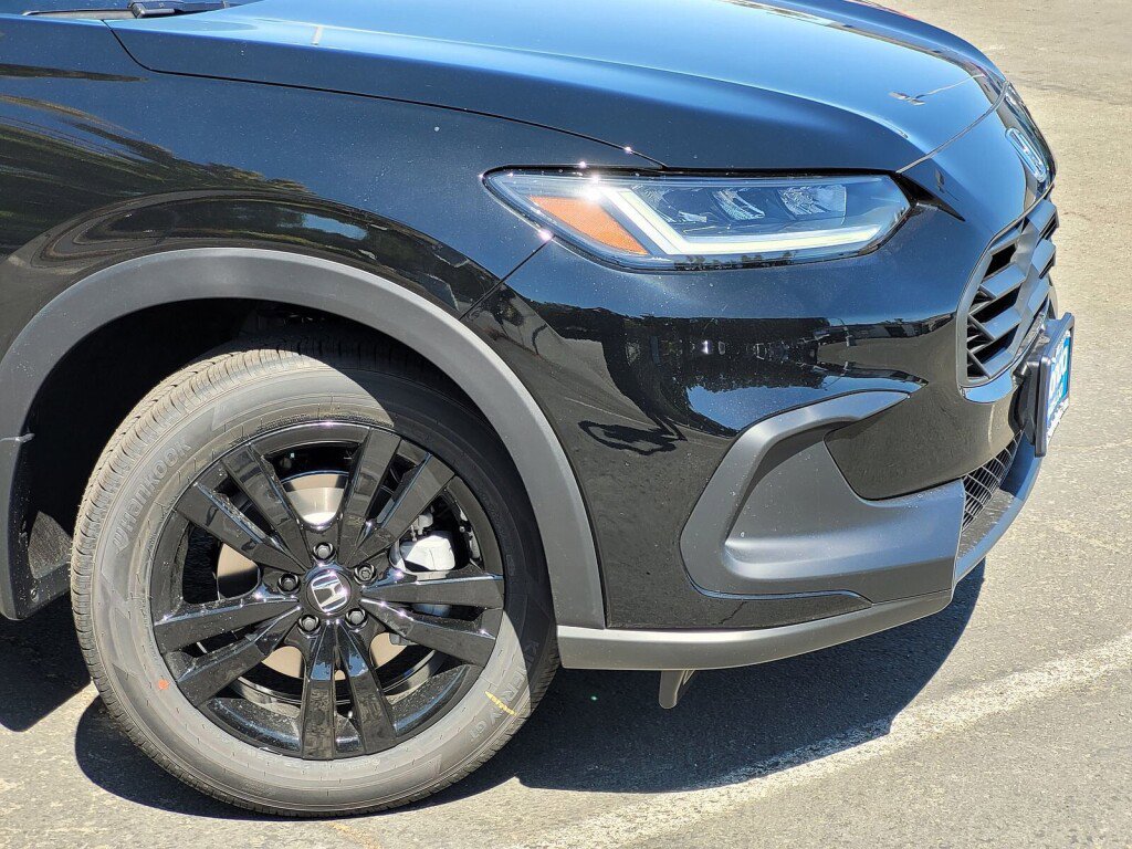 New 2026 Honda HR-V Sport image 3