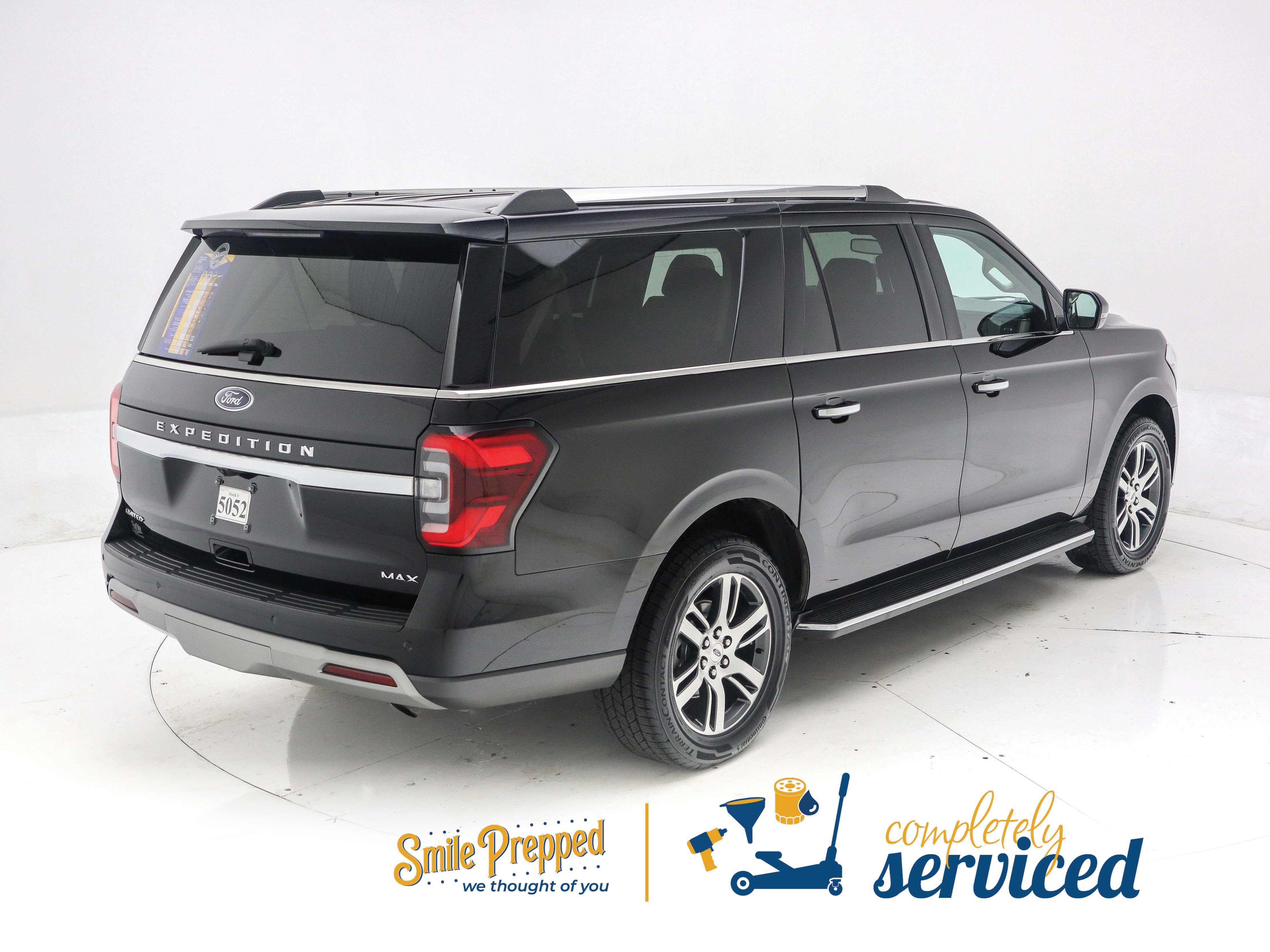 Used 2023 Ford Expedition Max Limited image 4