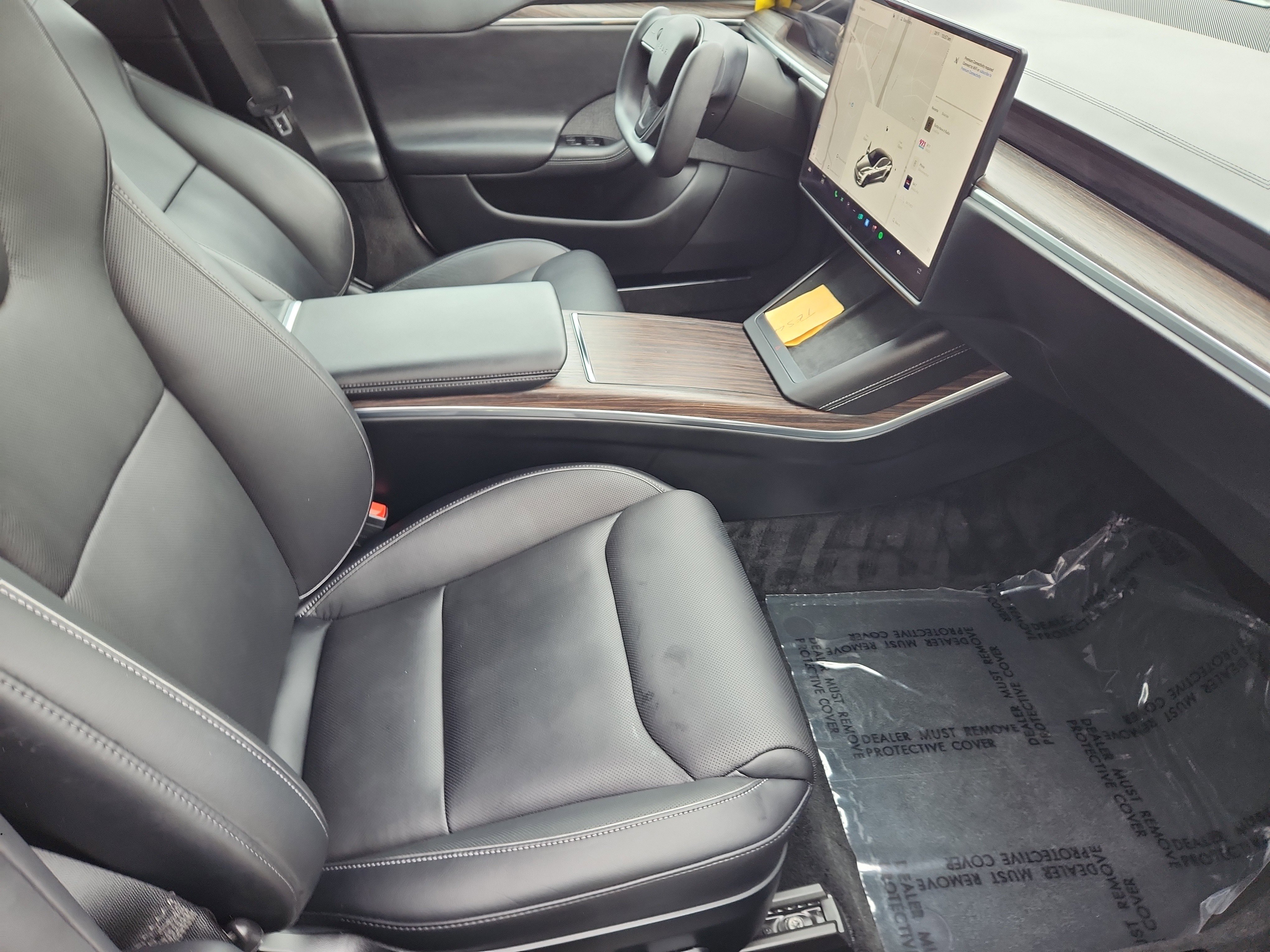 Used 2021 Tesla Model S Plaid image 3