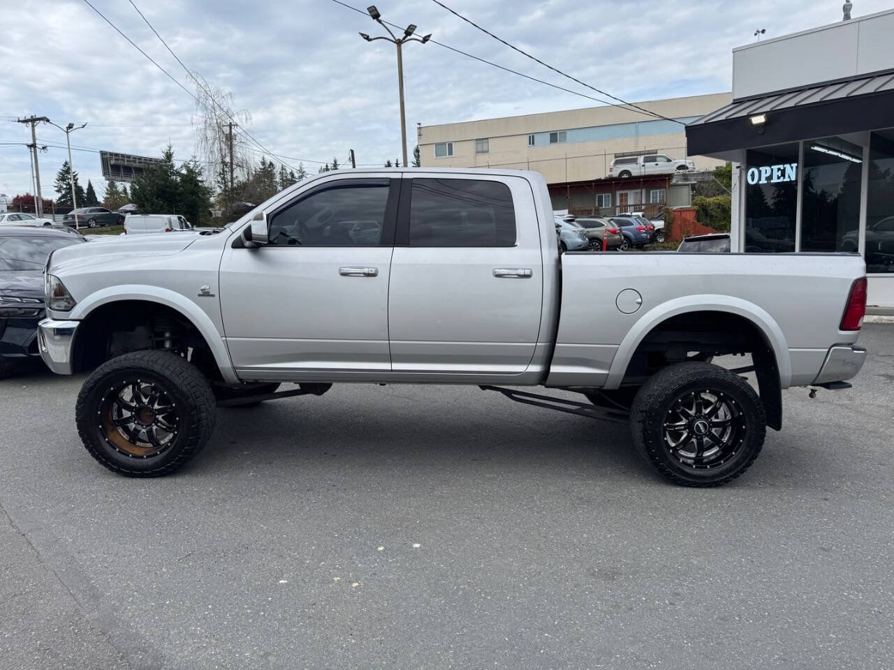 Used 2012 RAM 3500 Laramie Limited AWD/4WD image 4