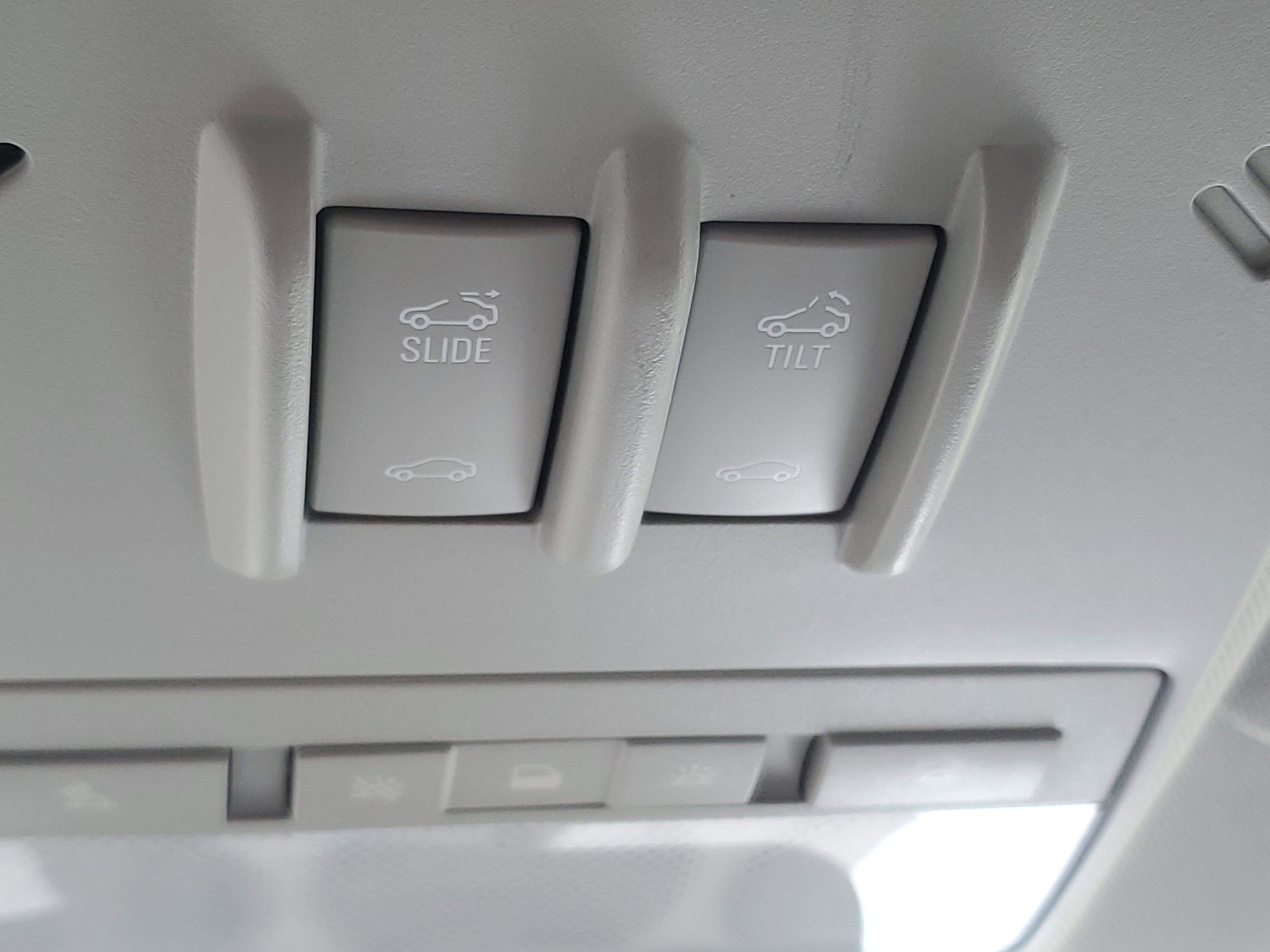 Used 2015 Buick Encore Premium w/ Experience Buick Package image 30