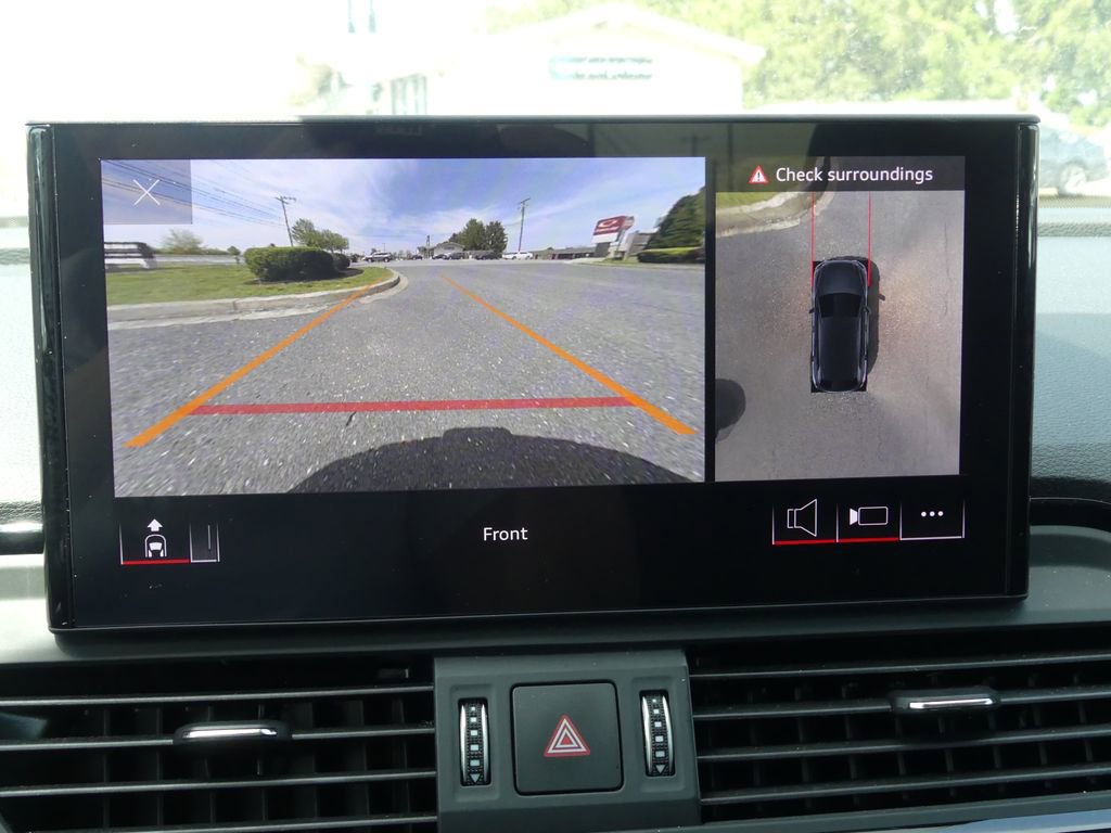 Used 2025 Audi Q5 e Premium Plus w/ Premium Plus Package image 10