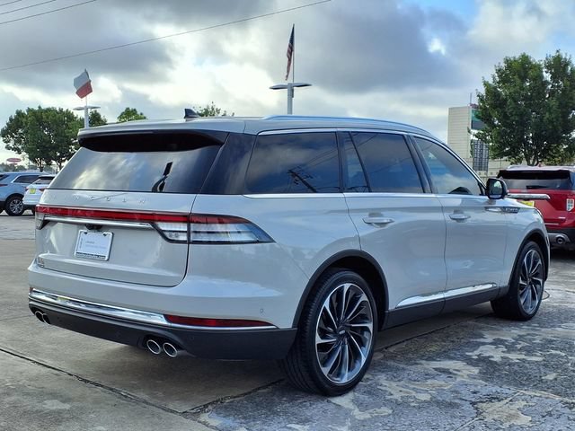 Certified 2023 Lincoln Aviator Reserve w/ Equipment Group 201A RWD image 2