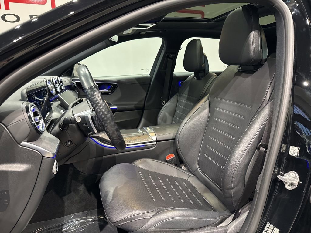 Used 2022 Mercedes-Benz C 300 4MATIC Sedan image 11