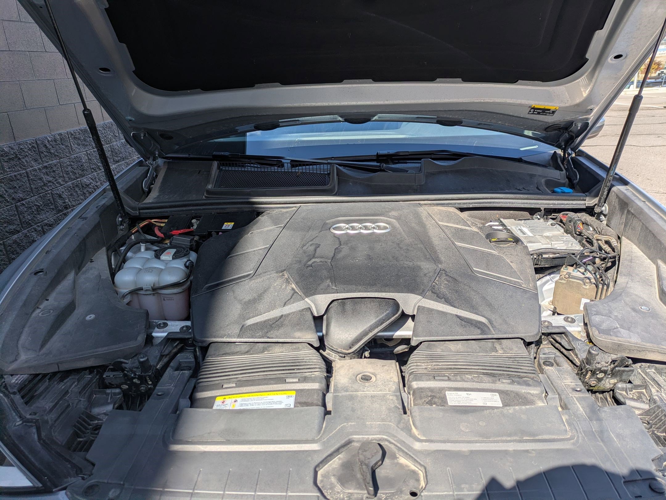 Certified 2019 Audi Q8 Premium w/ Convenience Package AWD/4WD image 31