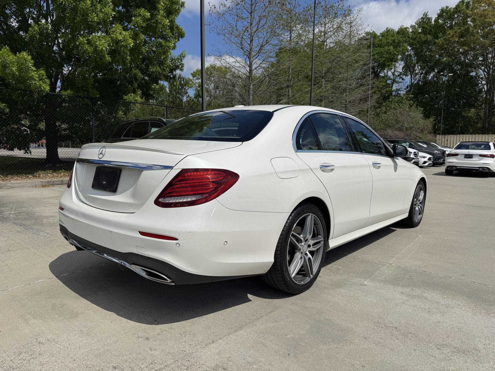 Used 2017 Mercedes-Benz E 300 image 21