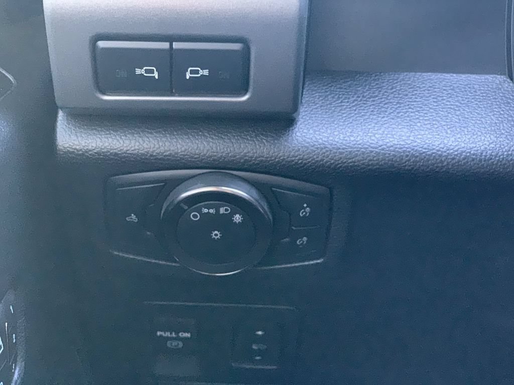 Used 2019 Ford F150 Raptor w/ Equipment Group 802A Luxury AWD/4WD image 16