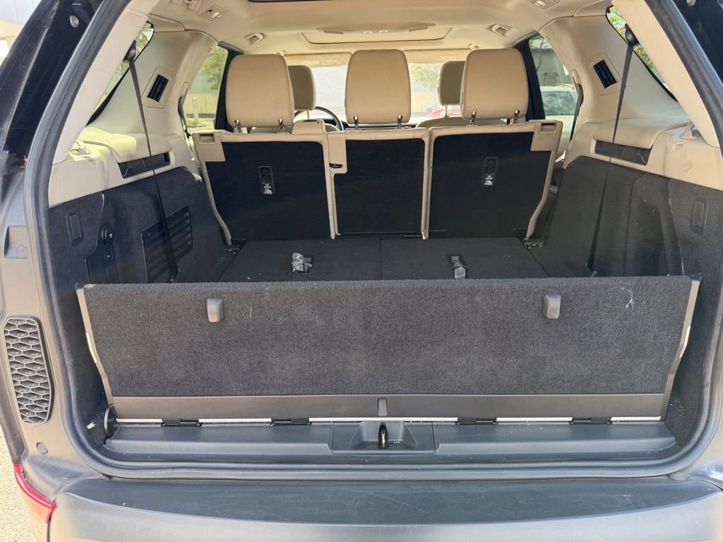 Used 2018 Land Rover Discovery HSE image 7