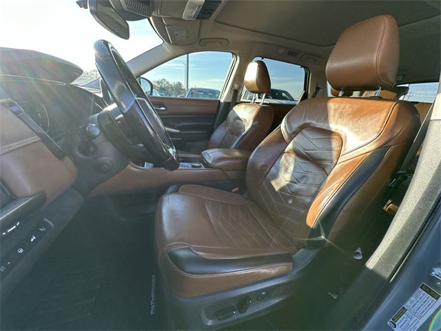 Certified 2022 Nissan Pathfinder Platinum w/ Cargo Package image 13