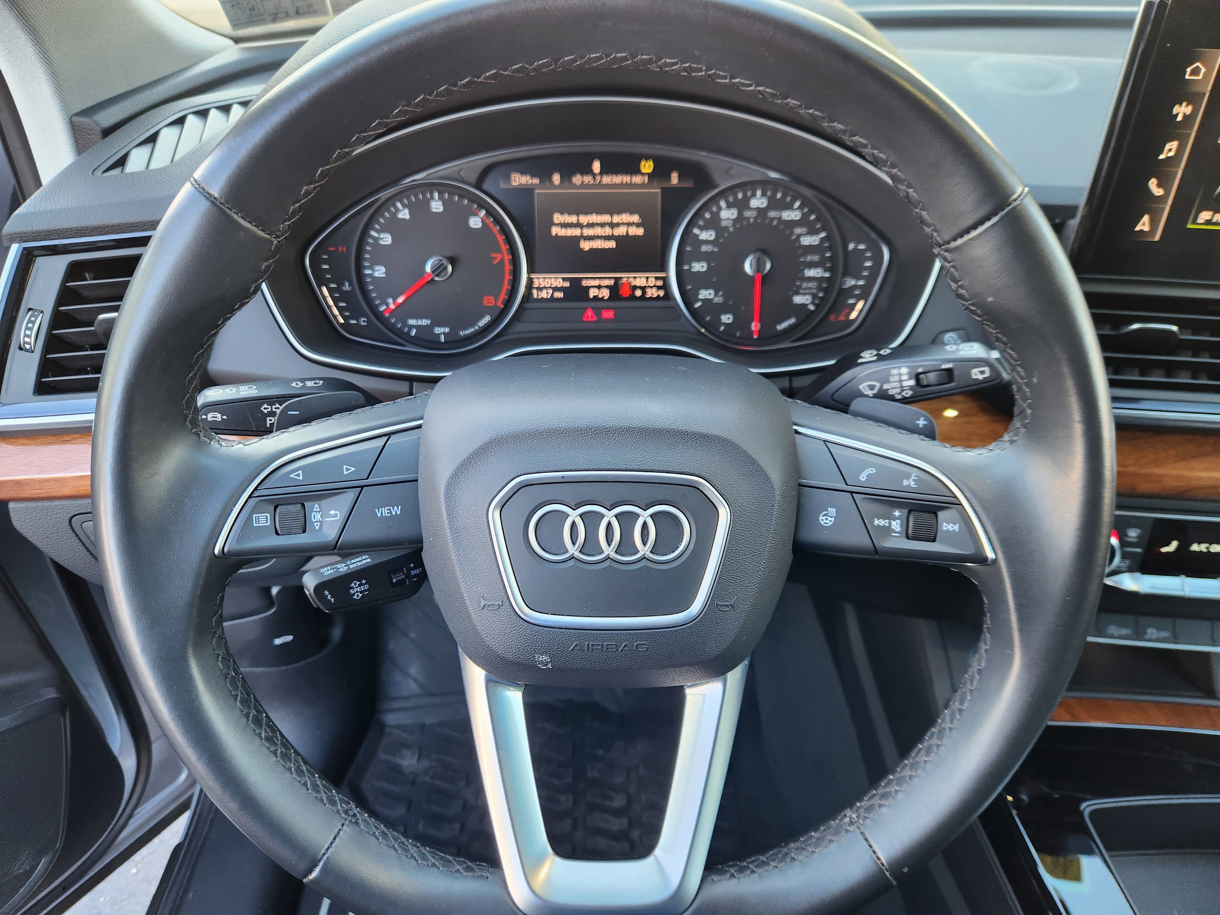 Used 2023 Audi Q5 2.0T Premium w/ Convenience Package image 9