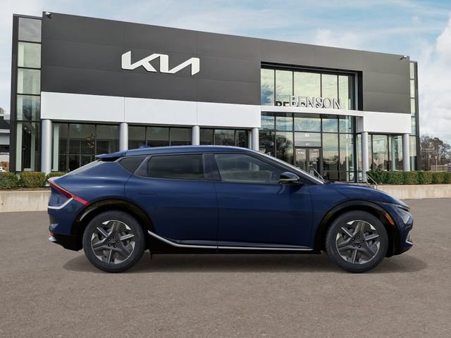 New 2026 Kia EV6 Light RWD image 8