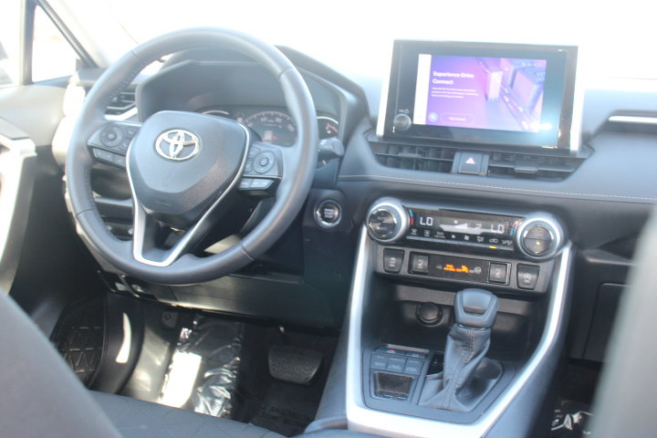 Certified 2023 Toyota RAV4 XLE w/ XLE Grade Weather Package AWD/4WD image 23