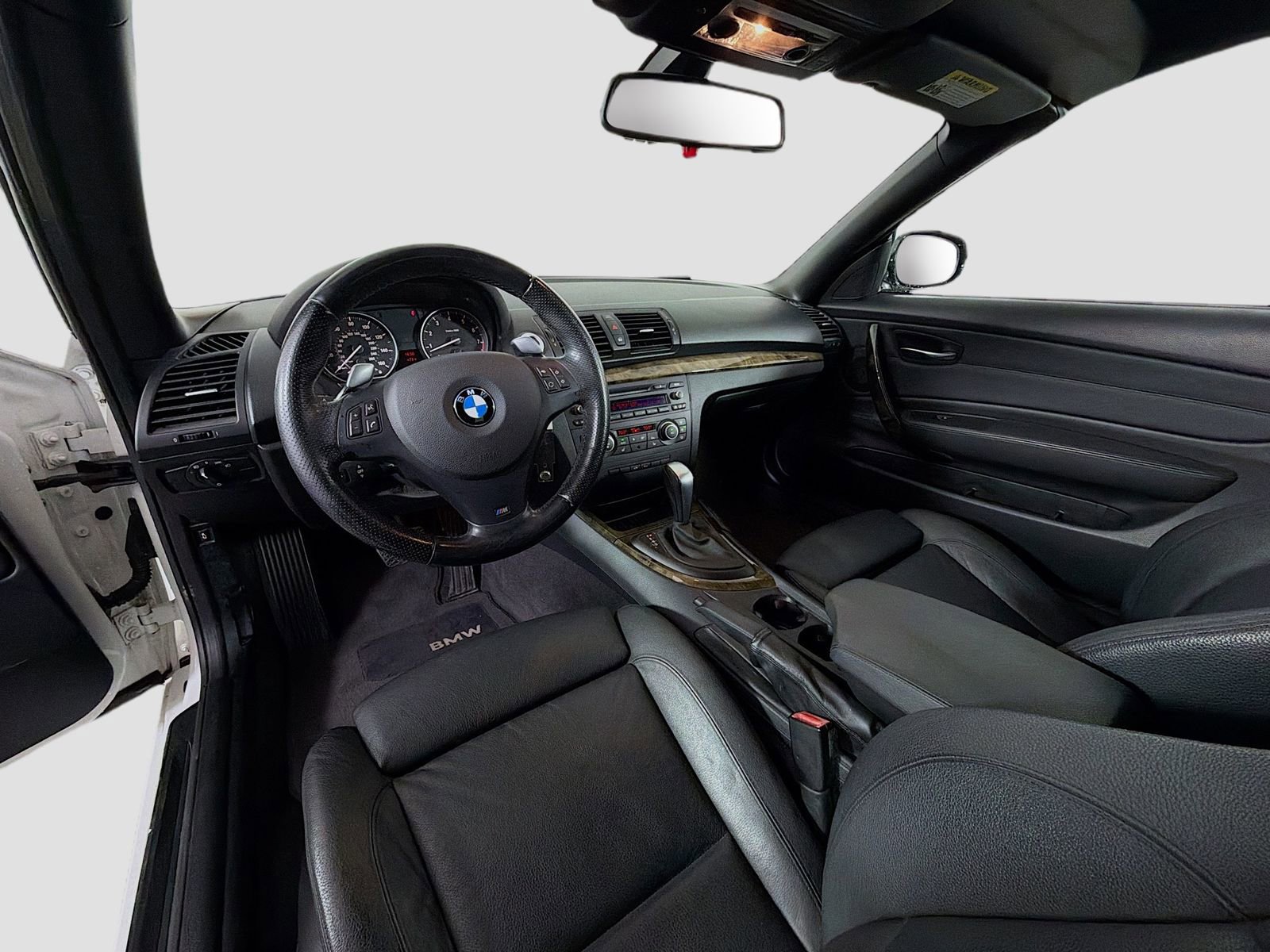 Used 2010 BMW 135i Convertible image 9