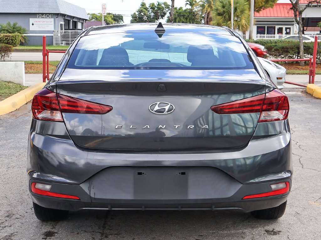 Used 2020 Hyundai Elantra SEL w/ Cargo Package (C1) image 10
