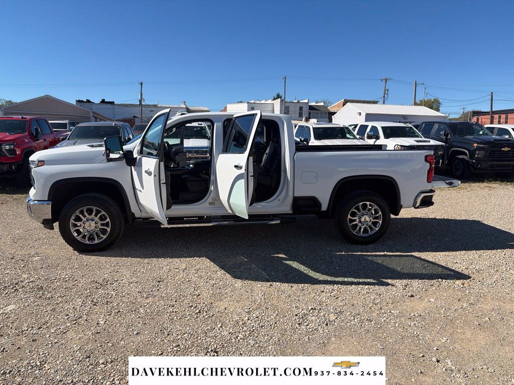 Used 2025 Chevrolet Silverado 2500 LTZ w/ LTZ Plus Package AWD/4WD image 31