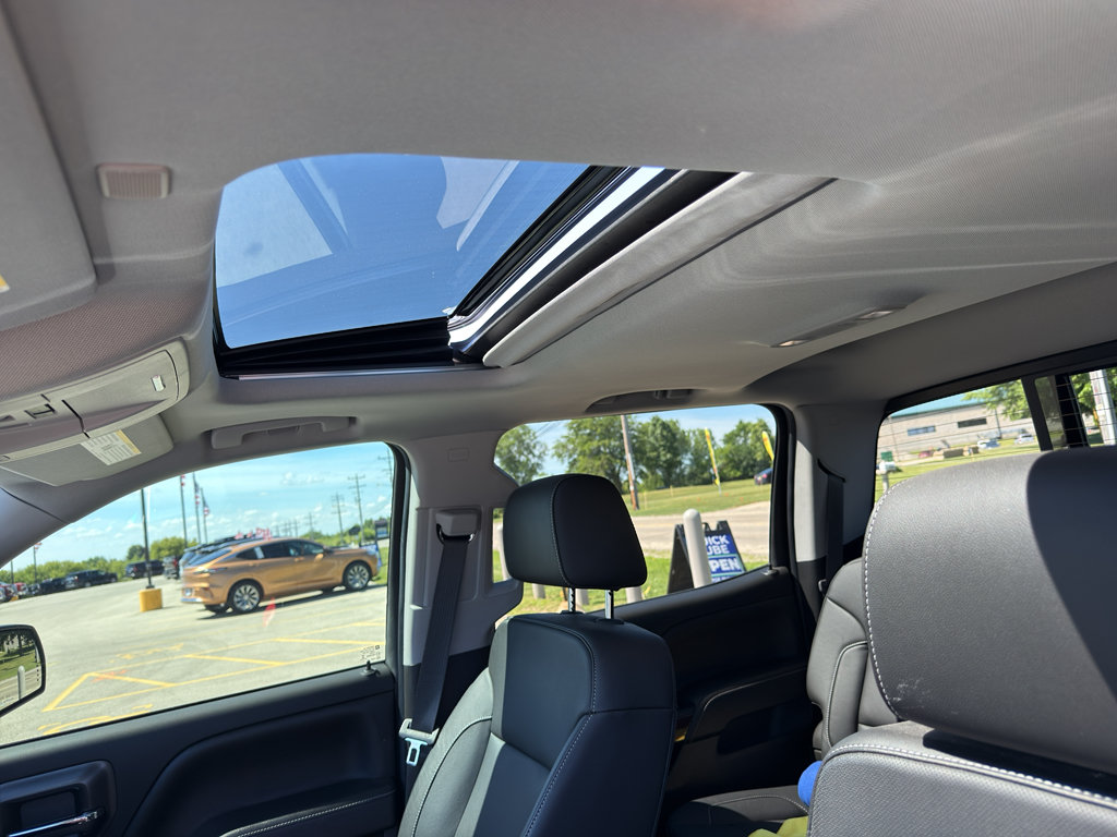 Used 2018 GMC Sierra 1500 SLT AWD/4WD image 4