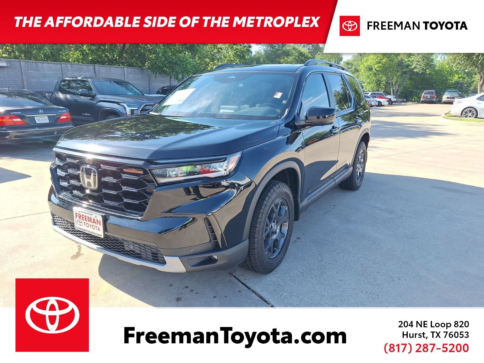 Used 2025 Honda Pilot TrailSport