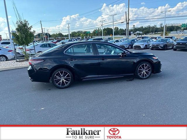 Used 2024 Toyota Camry SE FWD image 7