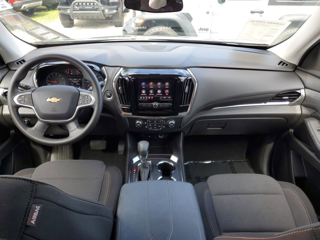 Used 2021 Chevrolet Traverse LS image 13