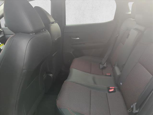 New 2026 Nissan Kicks SR image 12