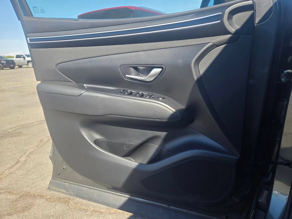 Used 2023 Hyundai Tucson SEL w/ Convenience Package AWD/4WD image 16