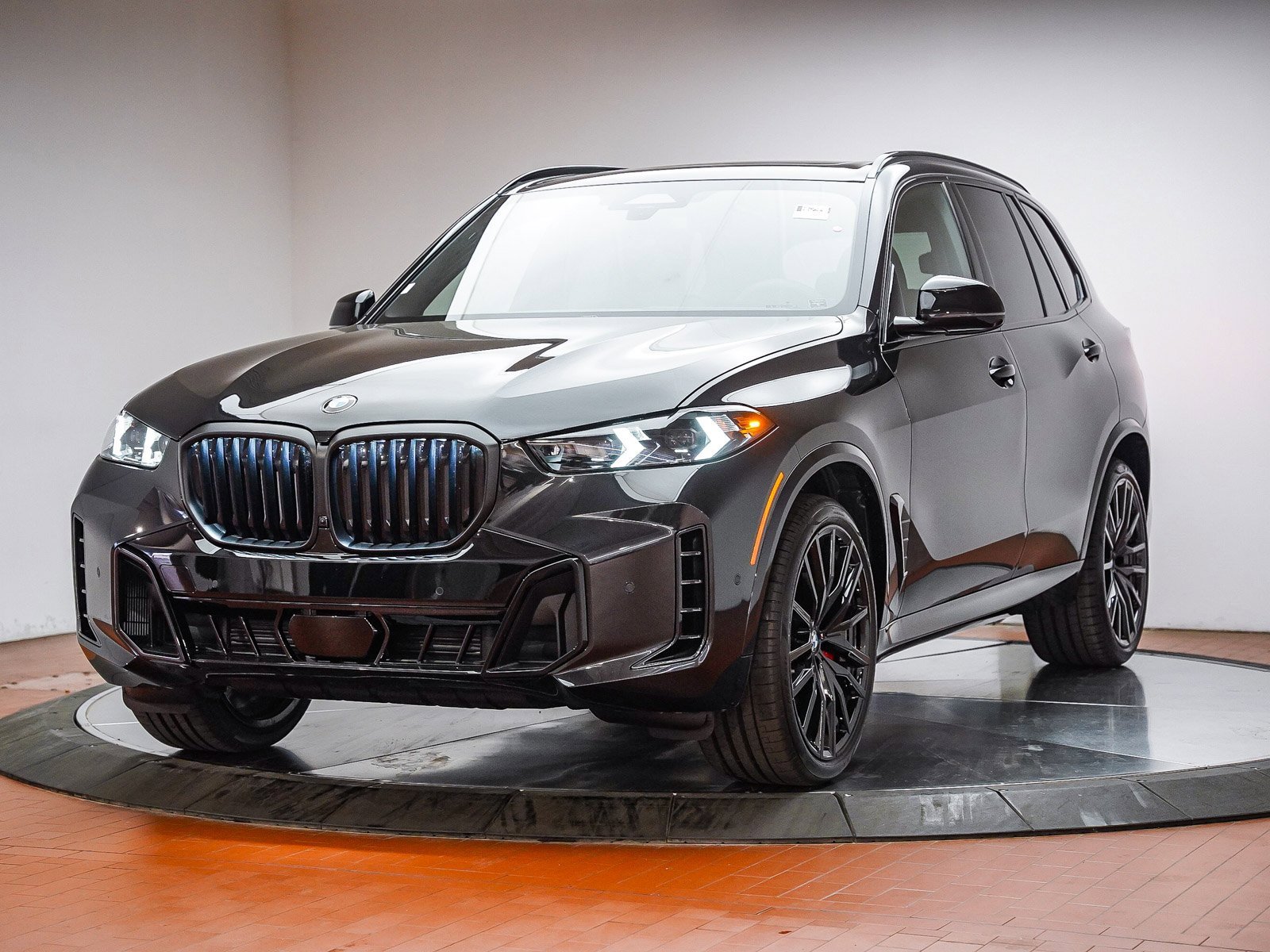 New 2026 BMW X5 xDrive40i w/ M Sport Package image 1