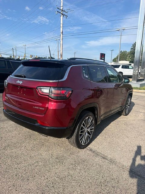 Used 2022 Jeep Compass Limited w/ Elite Group AWD/4WD image 8