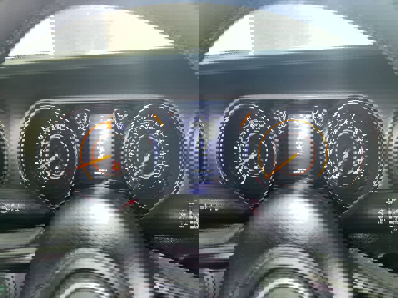 Used 2023 Jeep Gladiator Sport image 16