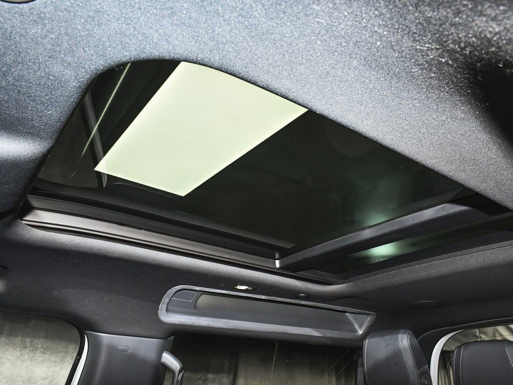 Used 2022 Land Rover Defender 90 X-Dynamic HSE image 51