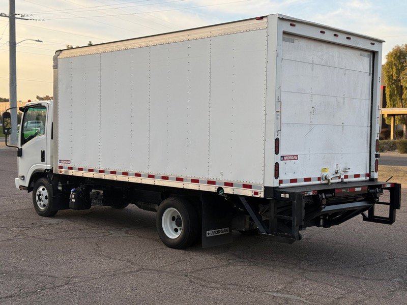 Used 2023 Isuzu NPR image 7