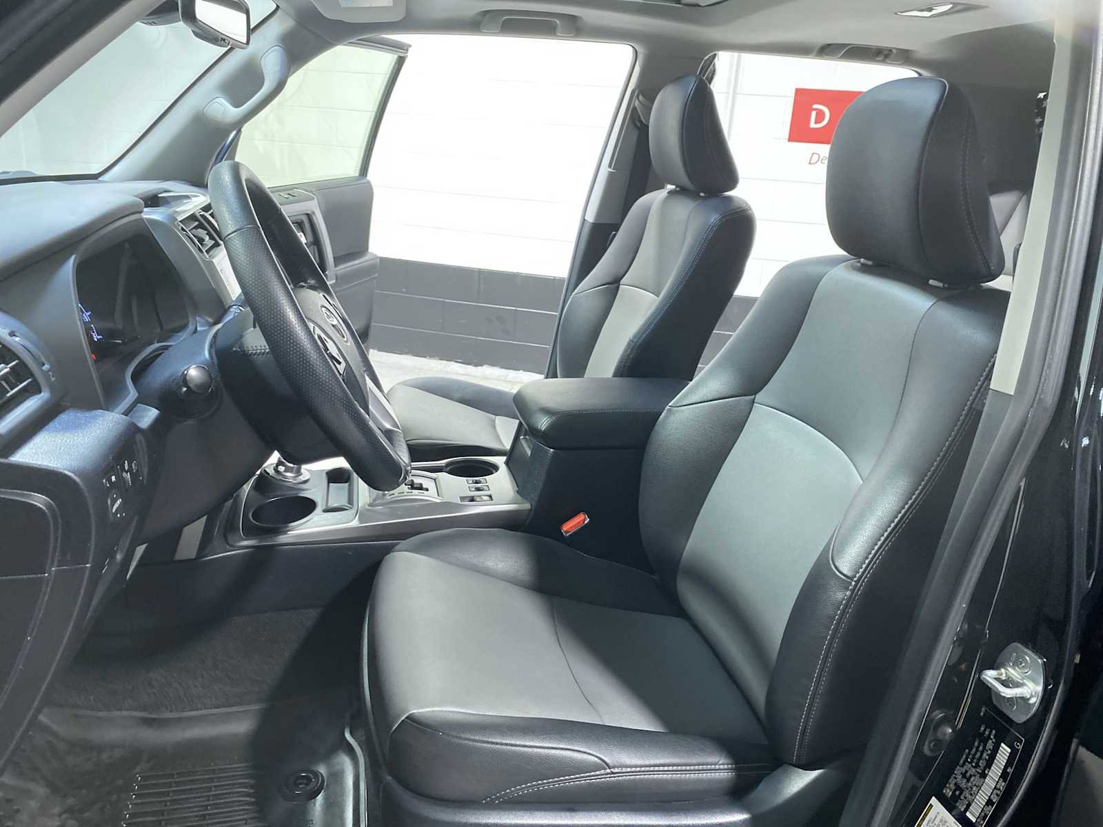 Used 2023 Toyota 4Runner SR5 Premium w/ Moonroof Package AWD/4WD image 11