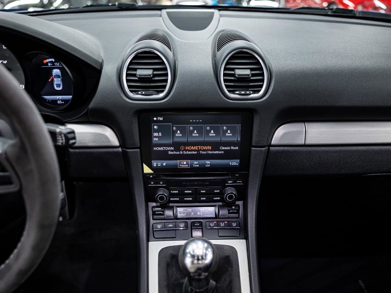 Used 2020 Porsche 718 Cayman GT4 RWD image 7