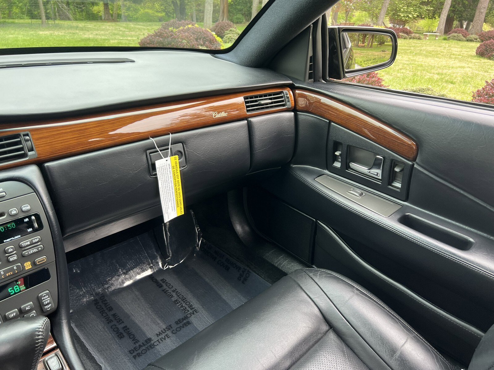 Used 2002 Cadillac Eldorado Touring w/ Preffered Equipment Group FWD image 16