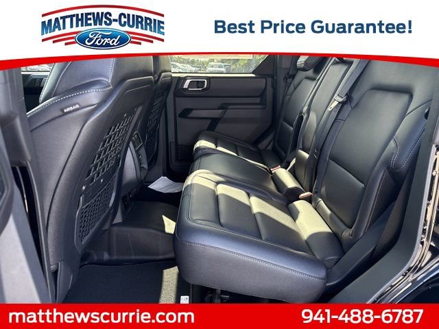 New 2025 Ford Bronco Badlands image 13