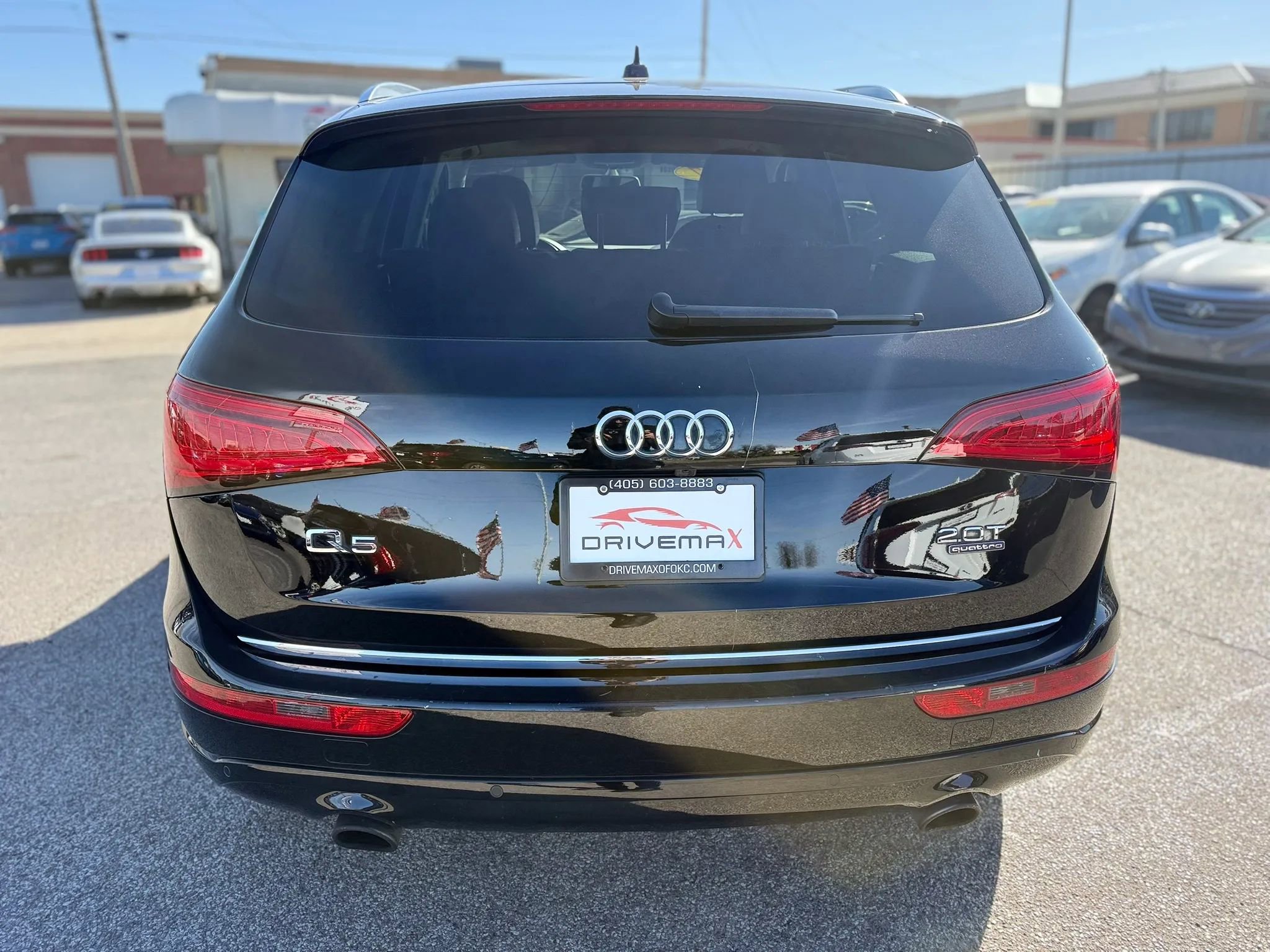 Used 2017 Audi Q5 2.0T Premium Plus w/ Technology Package image 4