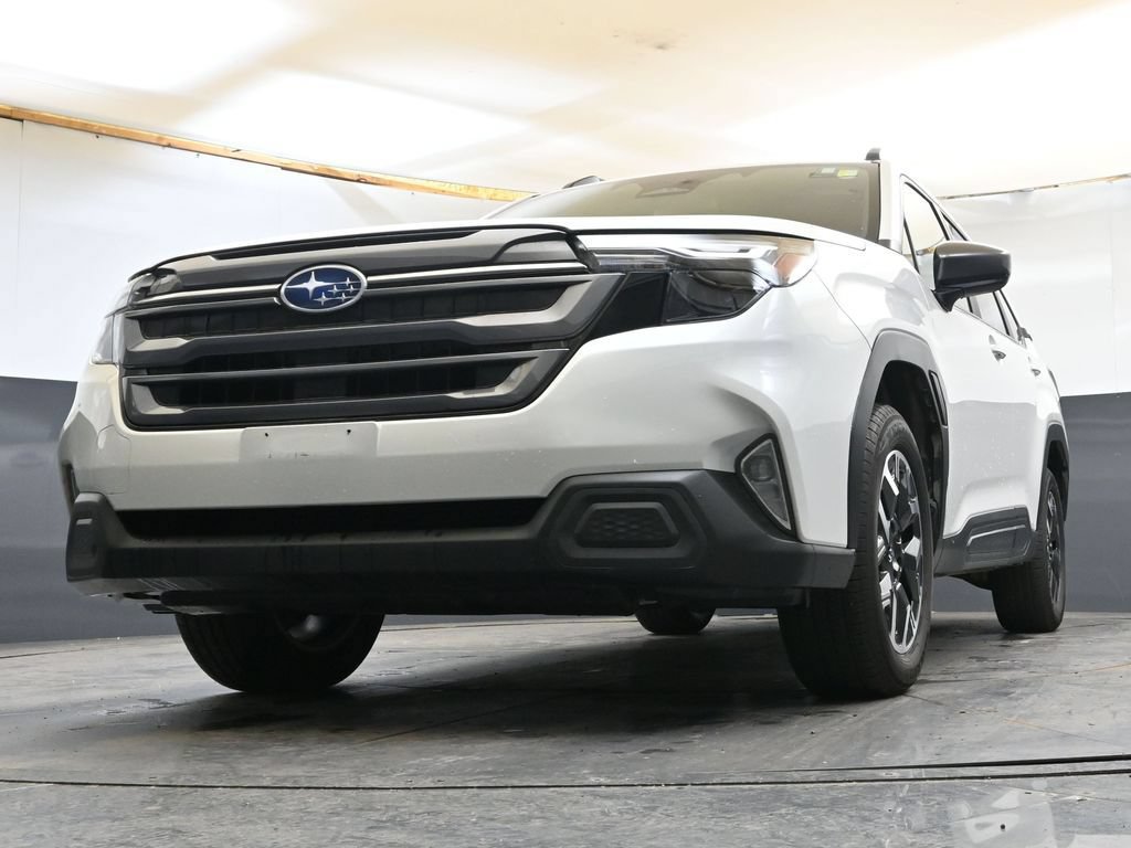Certified 2025 Subaru Forester Premium AWD/4WD image 29