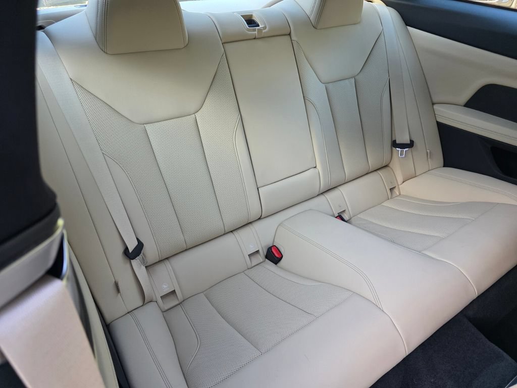 Used 2022 BMW M440i Coupe w/ Premium Package RWD image 25