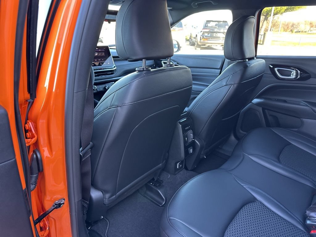 New 2026 Jeep Compass Latitude AWD/4WD image 41