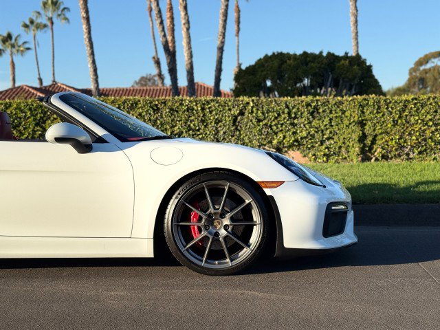 Used 2016 Porsche Boxster Spyder image 14