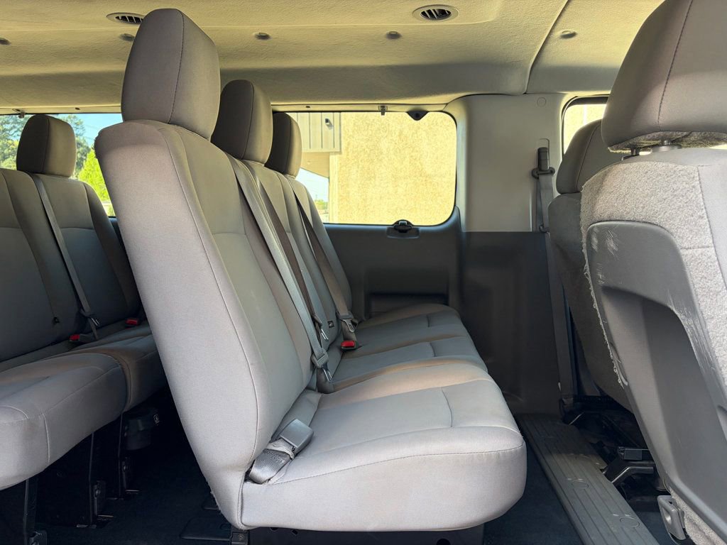Used 2018 Nissan NV 3500 S image 29