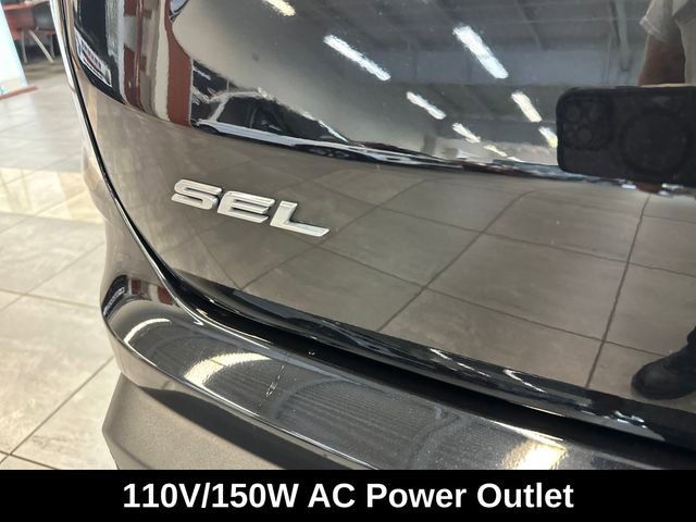 Used 2023 Ford Edge SEL w/ Convenience Package AWD/4WD image 10