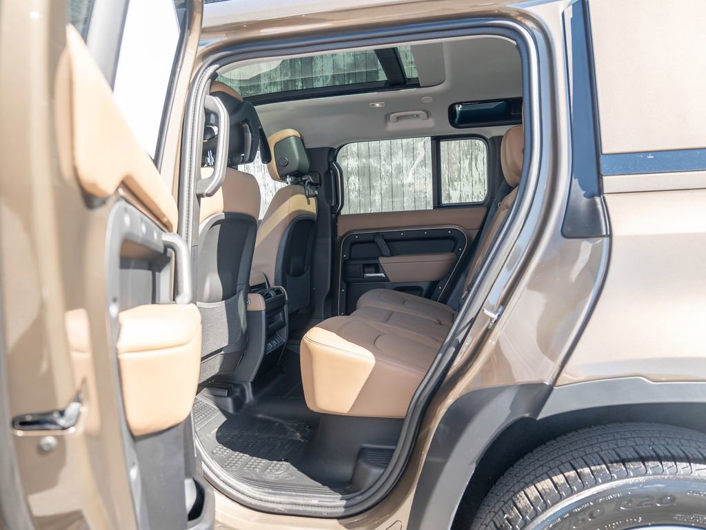 New 2026 Land Rover Defender 110 S image 21