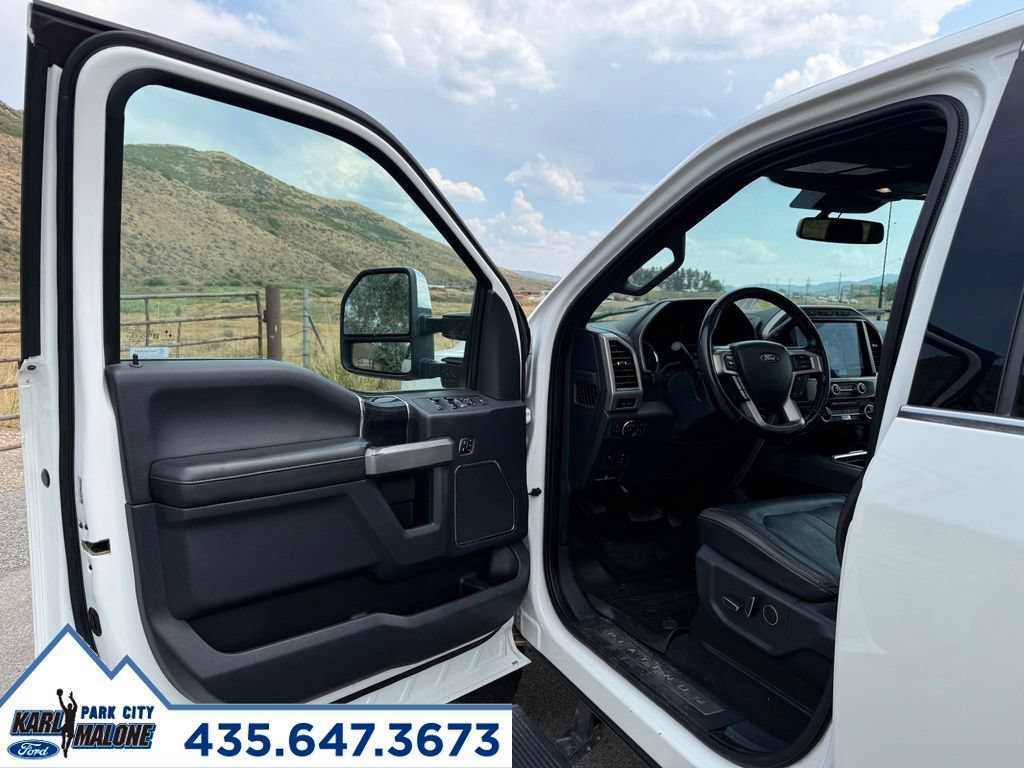 Used 2022 Ford F350 Platinum w/ Tremor Off-Road Package AWD/4WD image 14